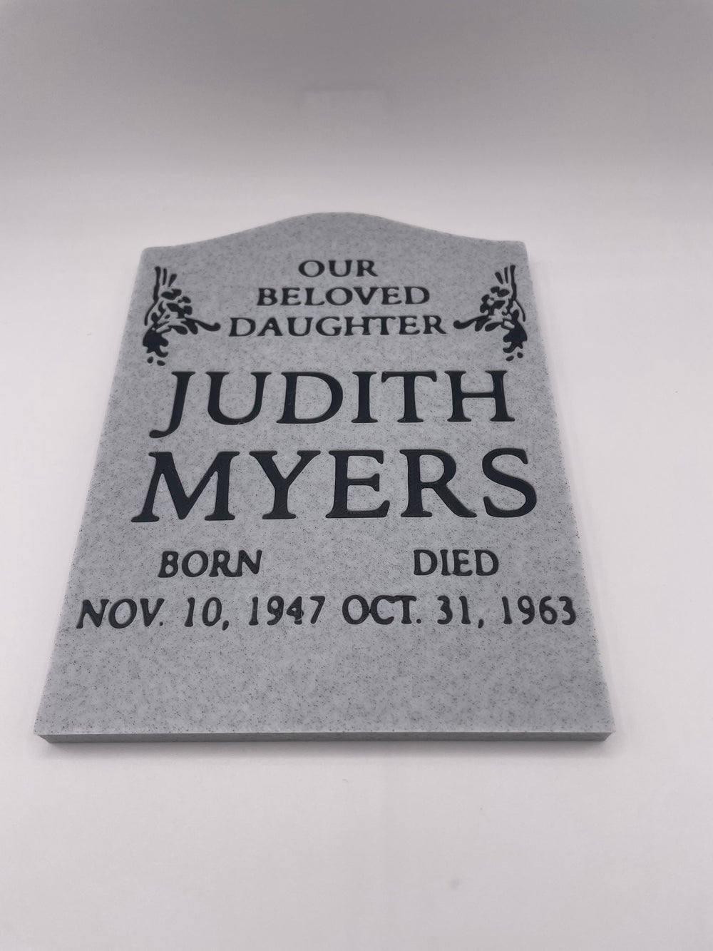 Halloween Judith sign