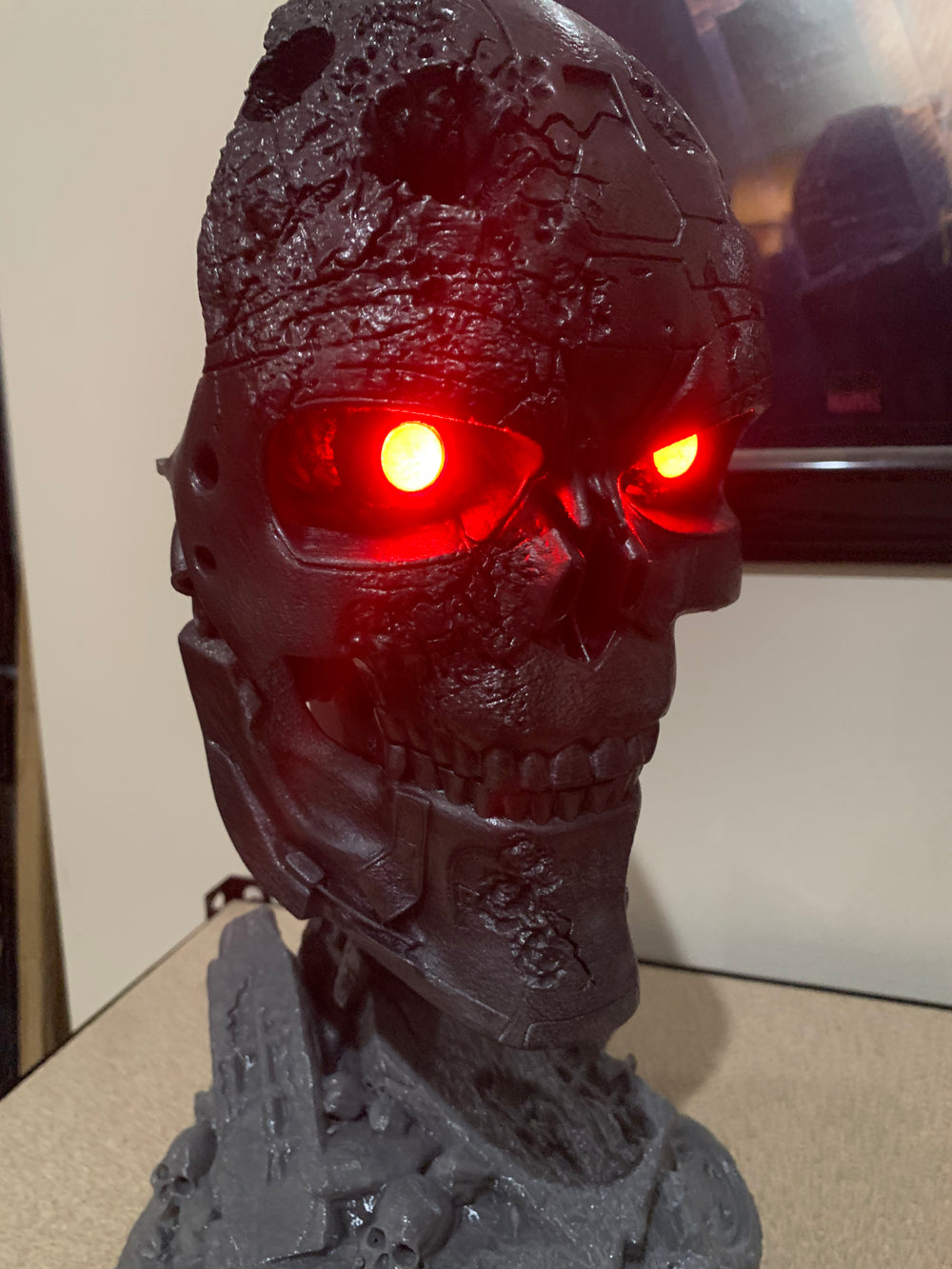 Terminator T600 life size statue