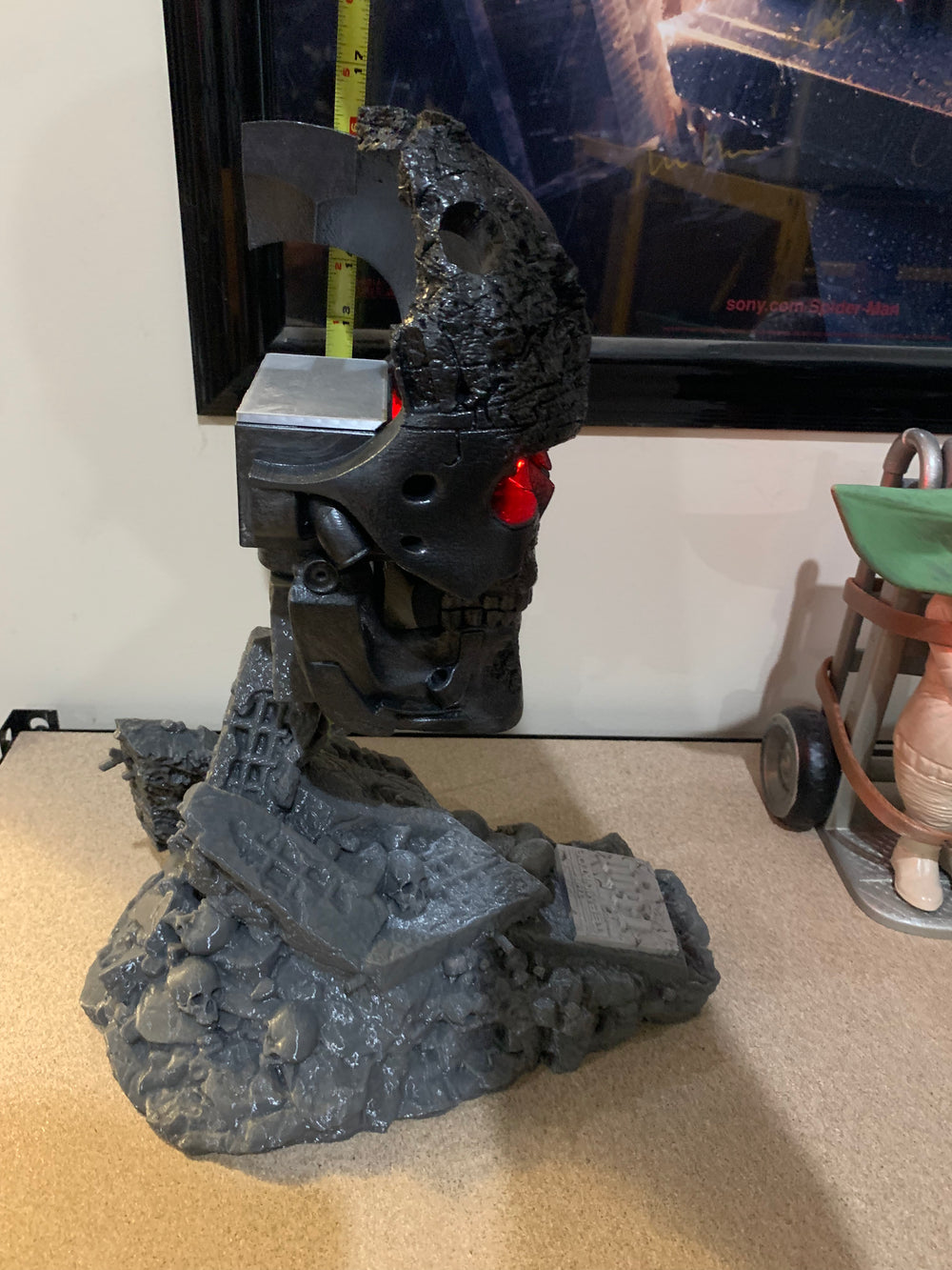 Terminator T600 life size statue