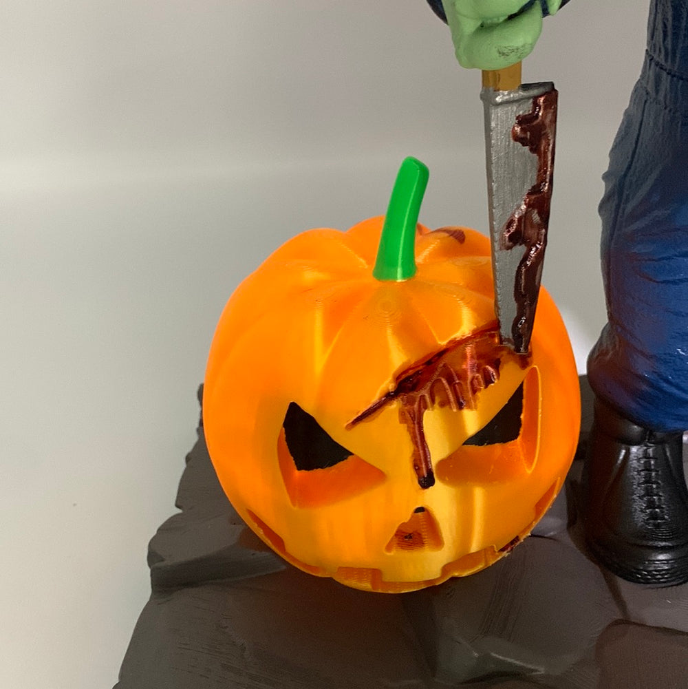 GroguMyers Halloween Statue