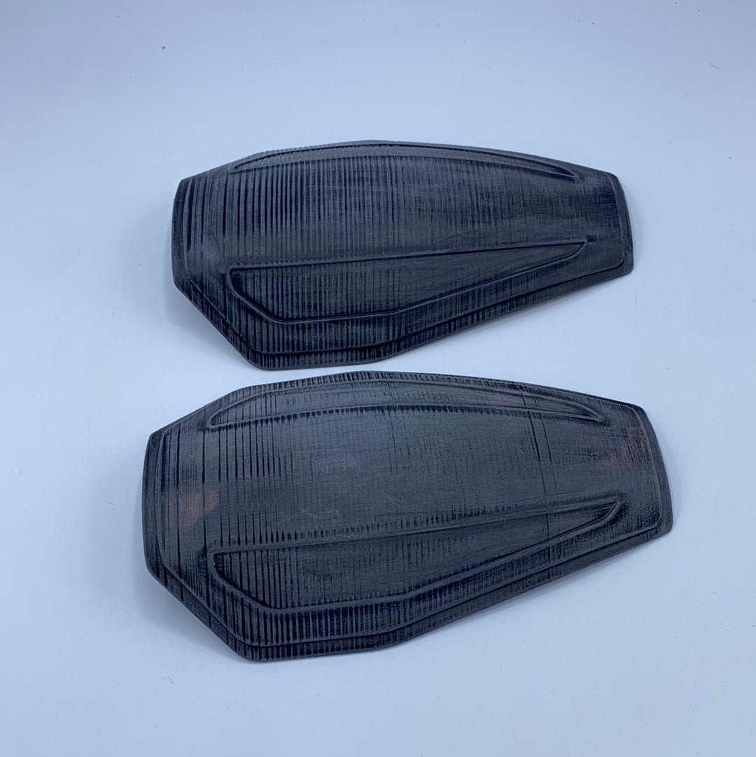 Koska Reeves Beskar hip armor cosplay