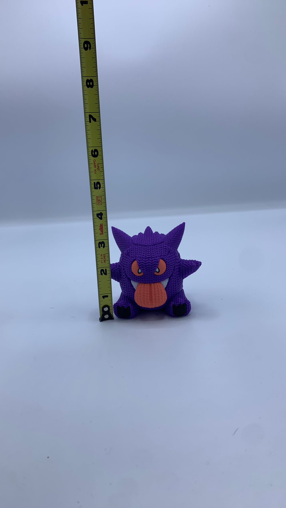 Gengar crochet look statue