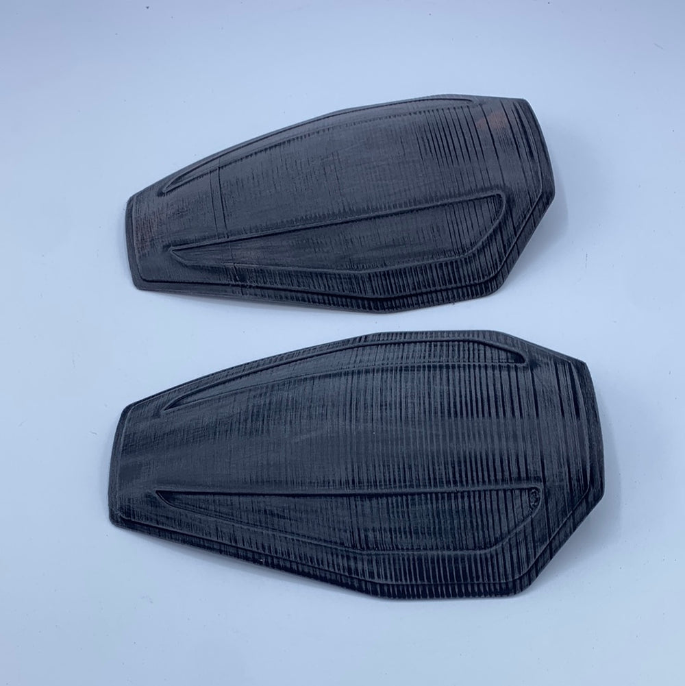 Koska Reeves Beskar hip armor cosplay